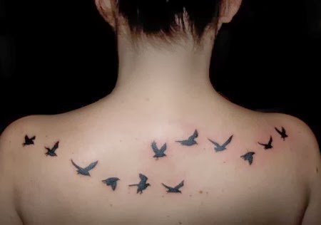 Sobretodo en el mundo del tatuaje, donde por supuesto, las más populares son las que están volando. Aquí veremos algunos de estos tatuajes de los que os
