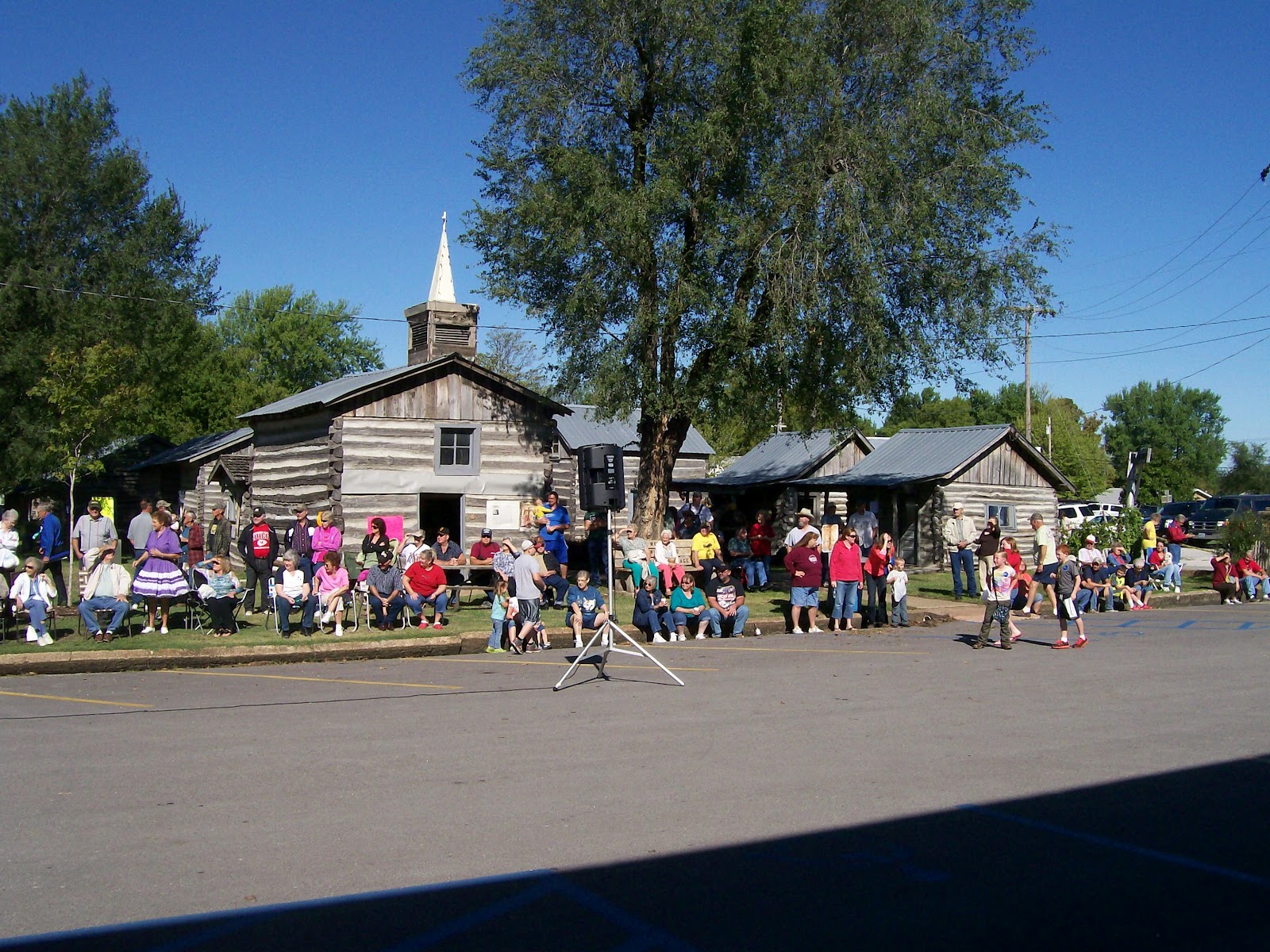 Intuitive Value Settler's Village Harvest Festival Wheatland, MO