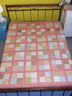 http://4.bp.blogspot.com/-VgpxZFaw7Gw/T9KM6N-liyI/AAAAAAAAESM/b1MAMVEdnpc/s400/Buttercup+Squares+002.jpg