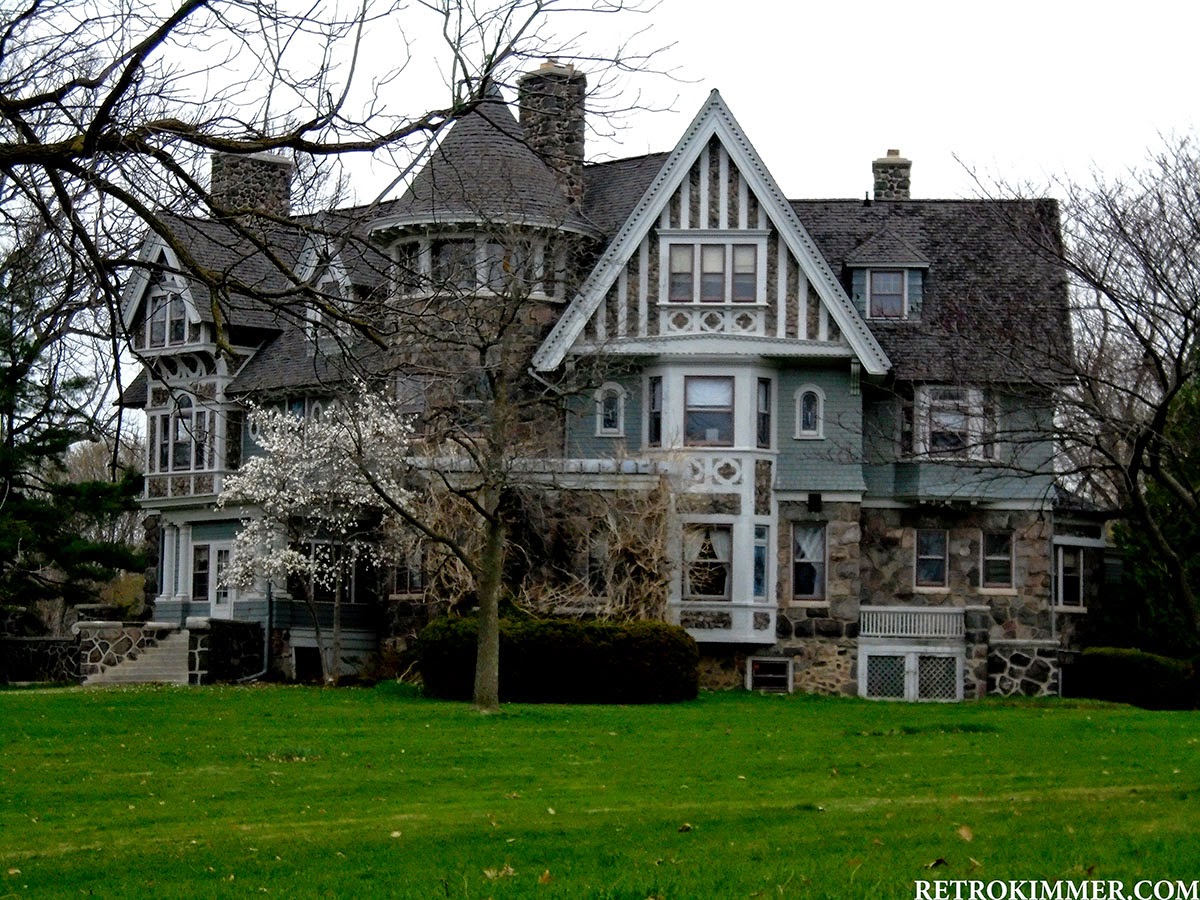 RETRO KIMMER'S BLOG NEW PHOTOS OF THE HUTCHINSON HOUSE IN YPSILANTI