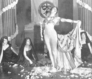 mata hari prostitutas escaparates amsterdam mata hari prostitutas escaparates amsterdam
