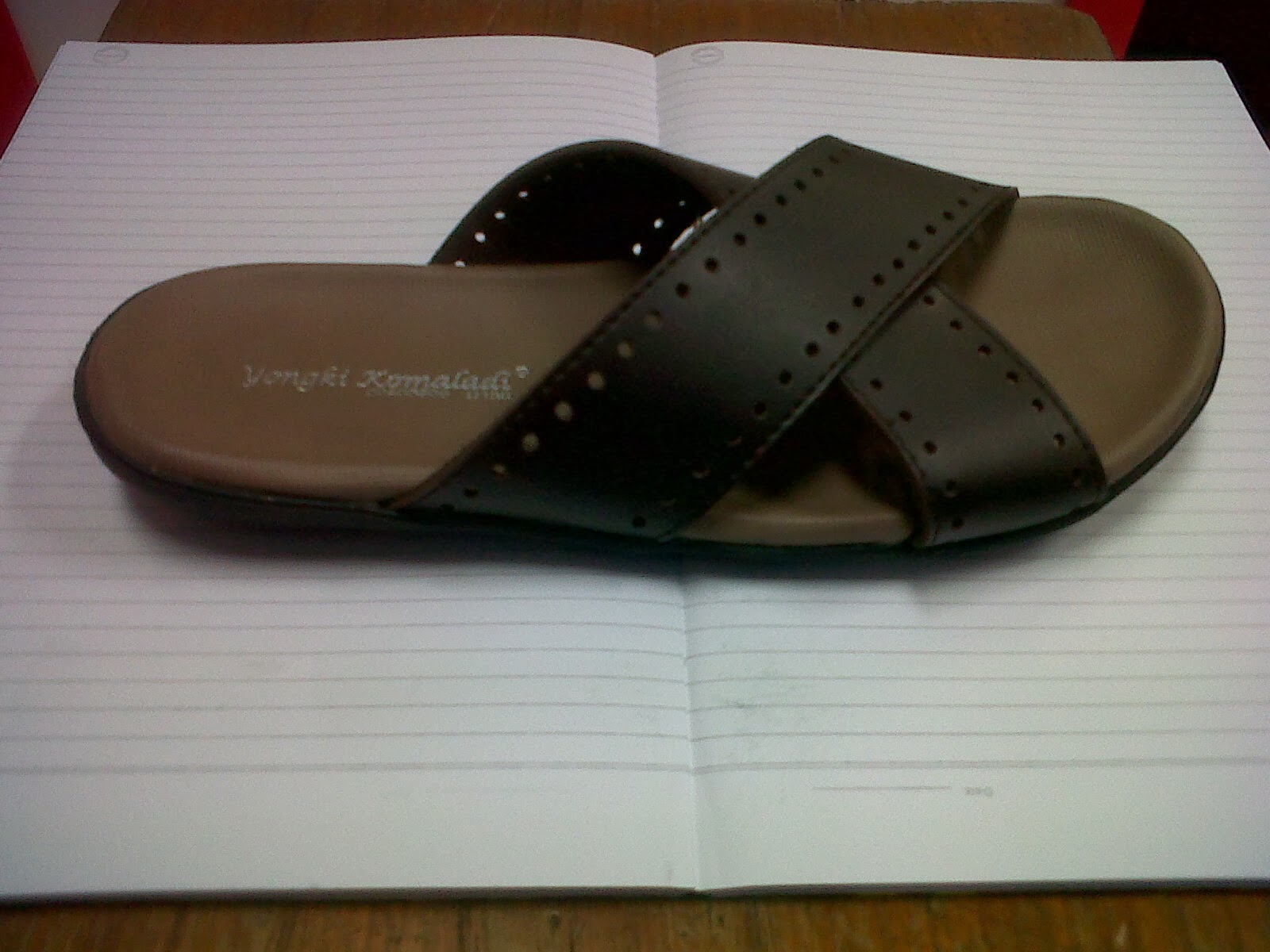 renthy sepatu keren sandal teplek pria 22400209 renthy sepatu keren sandal teplek pria 22400209