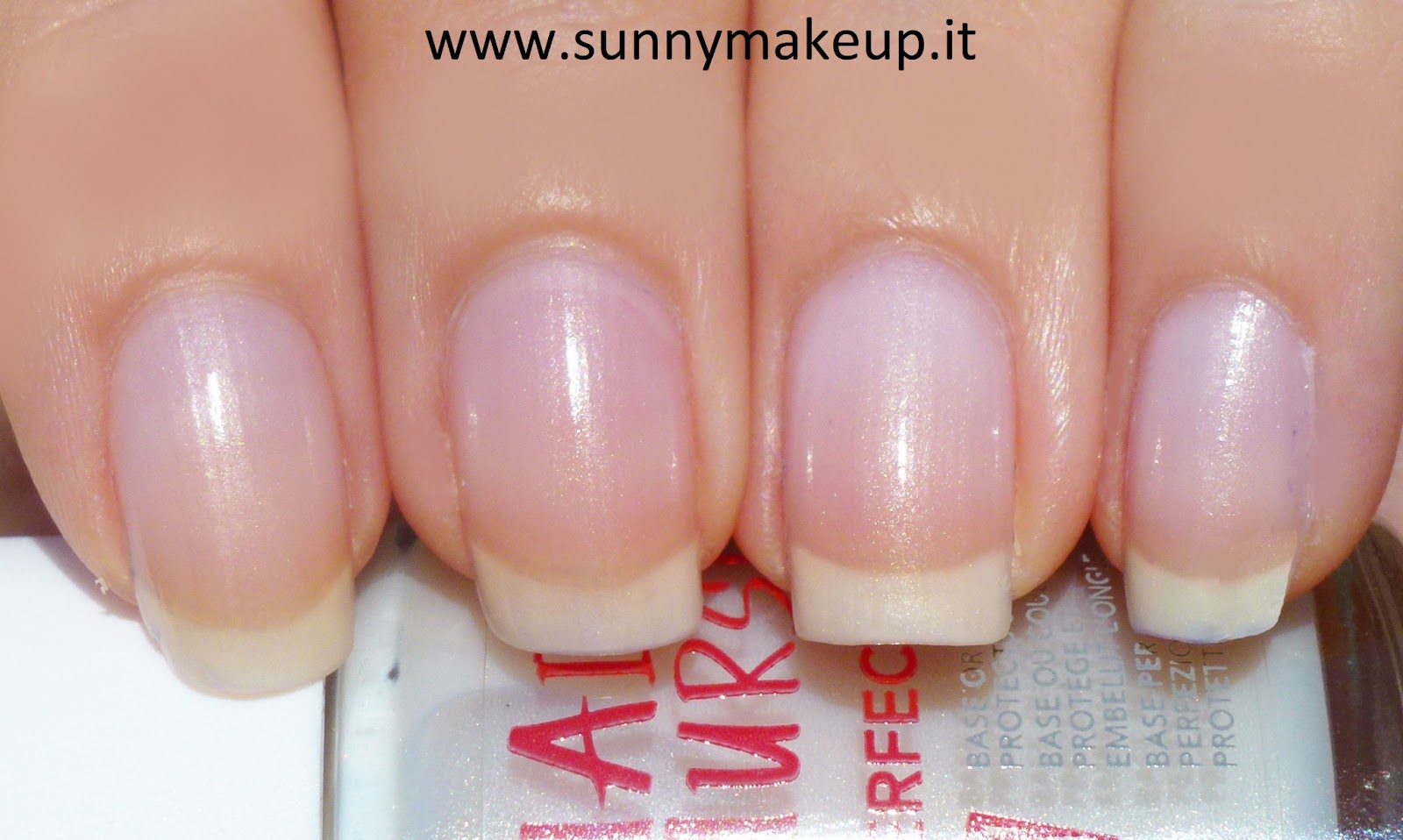 Rimmel London Linea Nail Nurse Swatch e review degli smalti curativi