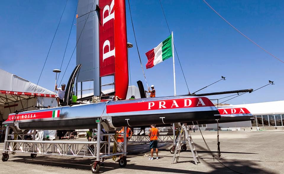 Trimaran Projects and Multihull News America's Cup update, Luna Rossa