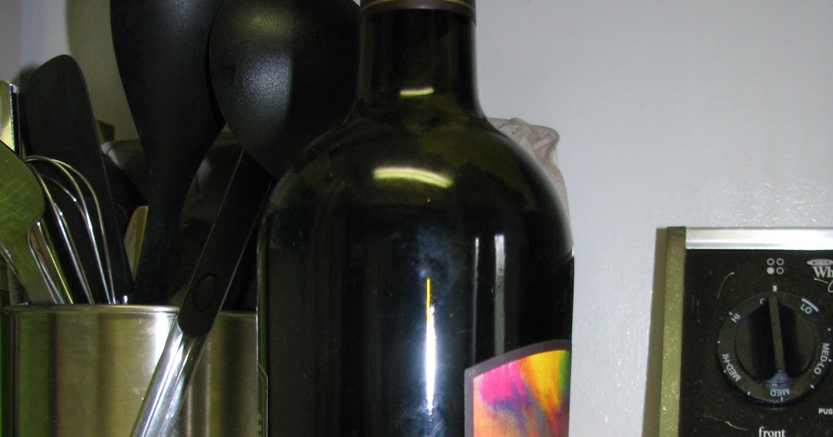 two foodies & a pup "Corked" Red Wine Vinegar Reduction