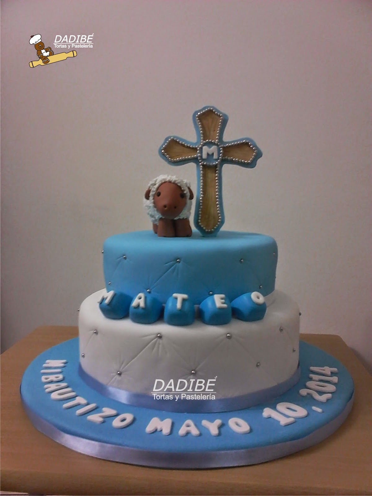 Tortas Dadibe: Torta de Bautismo para niño