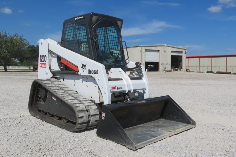 HRG Equipment, Corp. Bobcat T200 Skid Steer For Sale Dallas/Fort