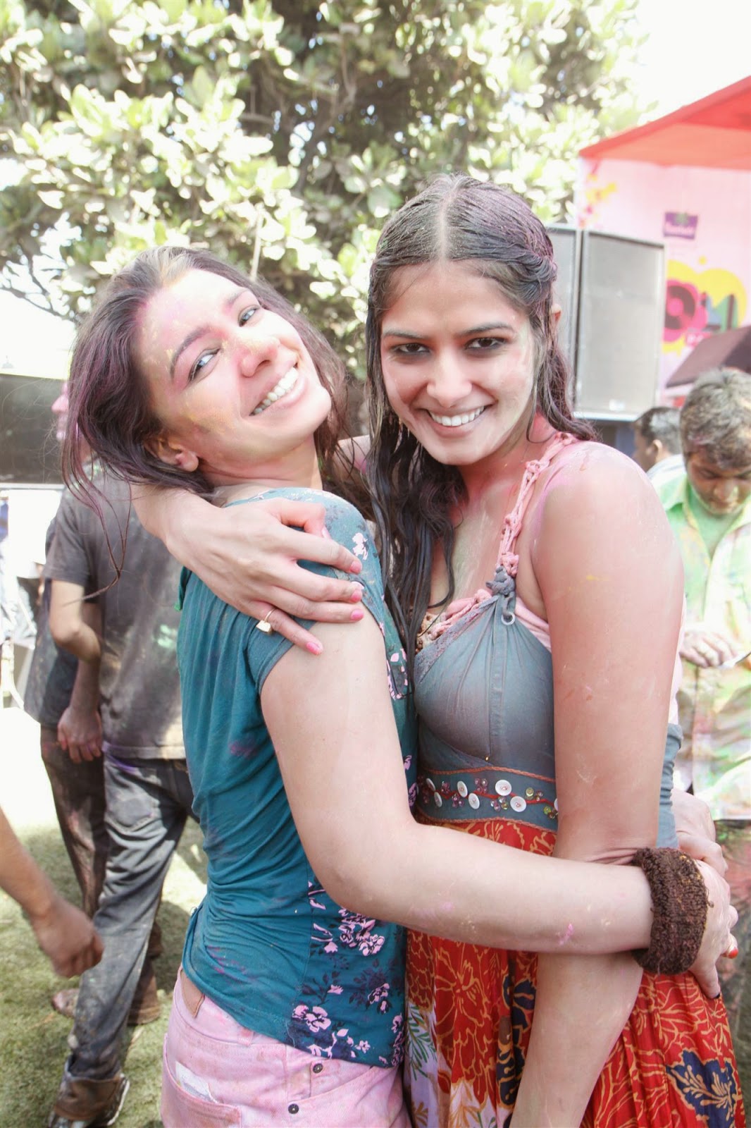 desi girls exposing pics desi girls exposing pics