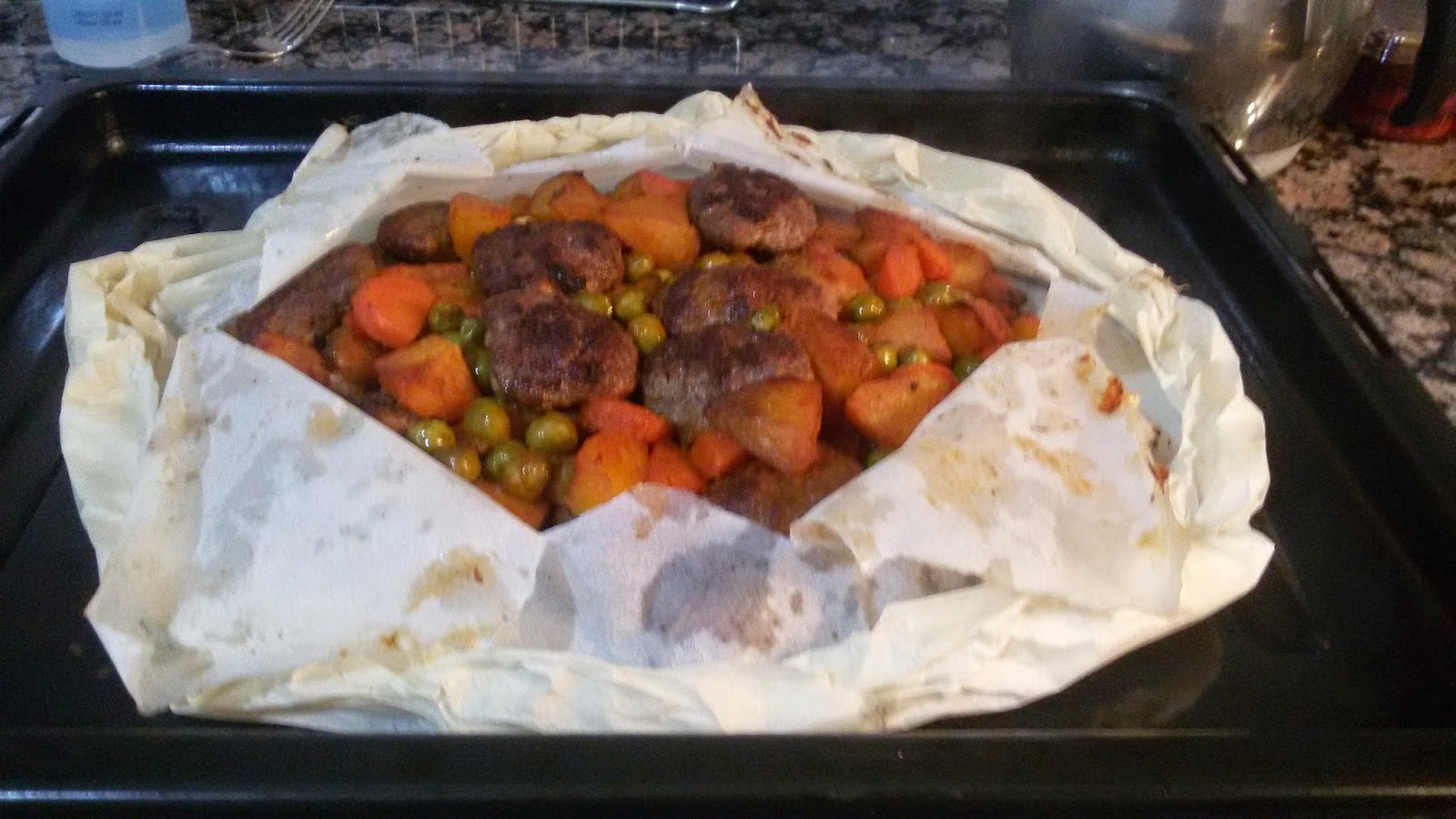 Köfteli Kağıt Kebabı Tarifi Köfteli Kağıt Kebabı Tarifi