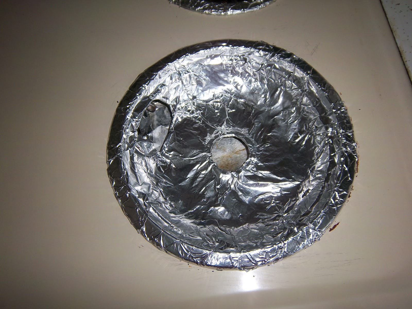 Mother Hen of Nine Time Saver Tin Foiled Stove Top Drip Pans