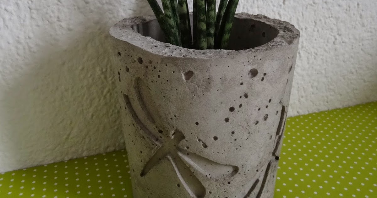 Von Herzen: Blumentopf aus Beton