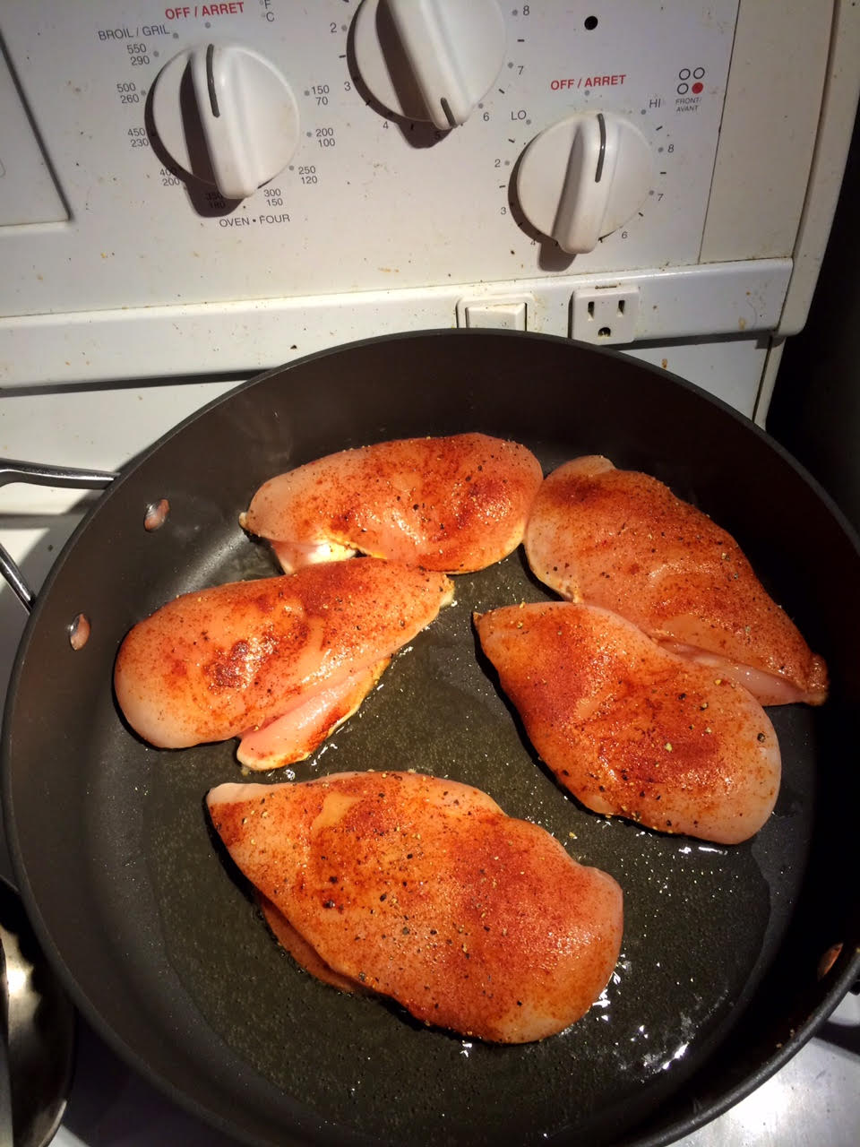 How to cook chicken breast Learn to cook by taming your kitchen!