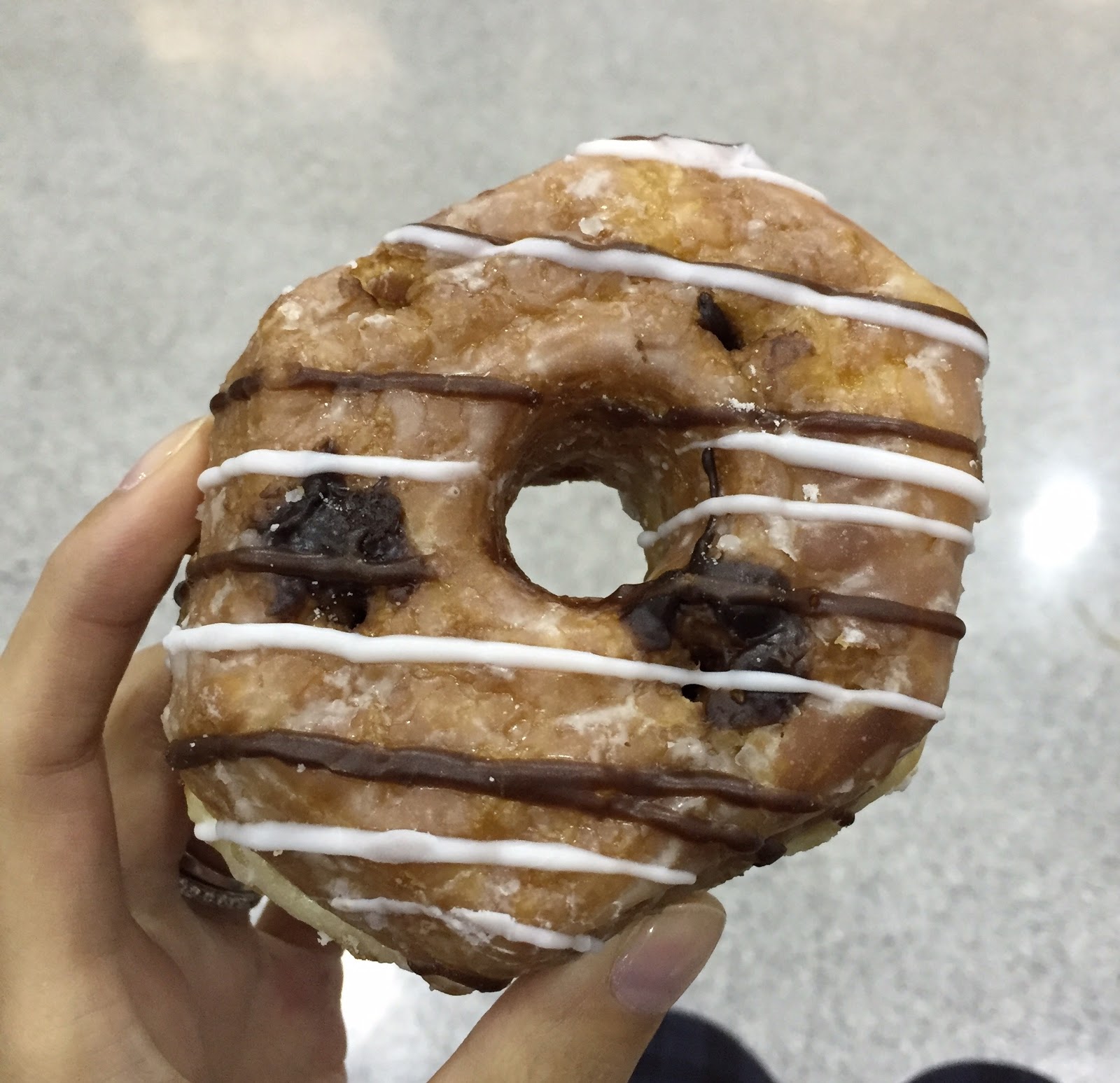 Fudge Croissant Donut From Dunkin' Donuts / ダンキンドーナツのファッジ クロワッサンドーナツ