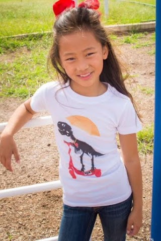 Mãe a criar uma linha de roupas sem gênero inspirada na filha Mãe a criar uma linha de roupas sem gênero inspirada na filha