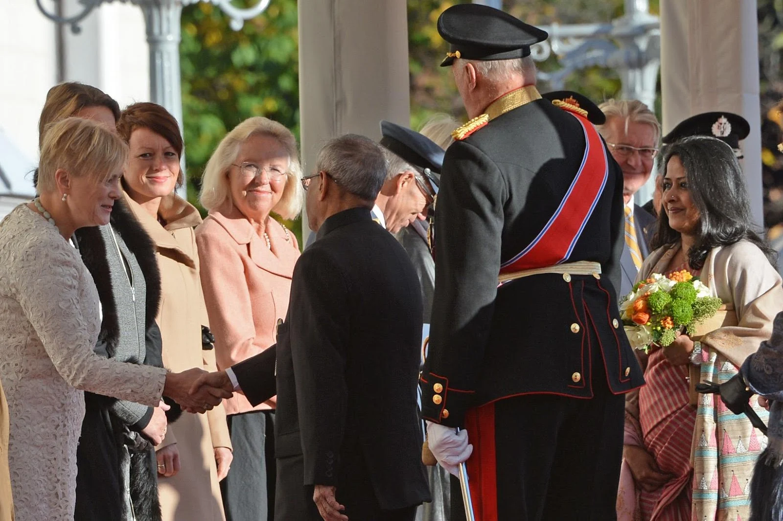 Norwegian Royal Family welcome the President of India, Pranab Mukherjee and his daughter, Sharmistha Mukherjee to Norway on the first day of their state visit to the country.