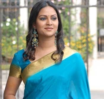 Richi Solaiman Saree1 - Richi Solaiman Pics in Saree