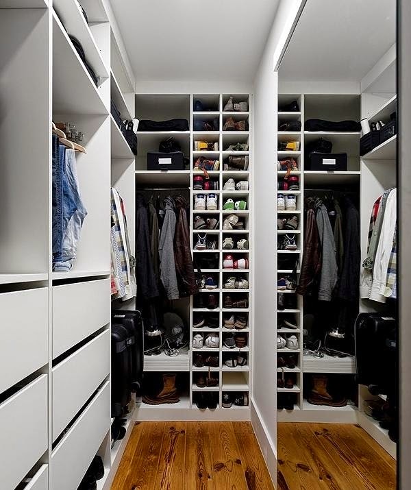 small-walk-in-closet-ideas-walk-in-closet-for-men-shoes-and-clothes