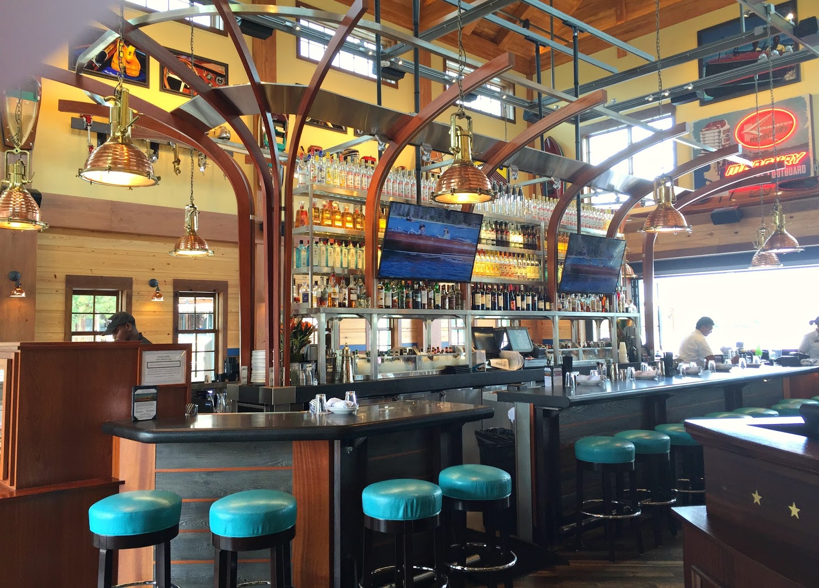 The BOATHOUSE Restaurant Boats, Bars, and Burgers! Post 50 RX