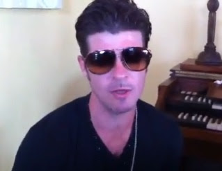 Robin Thicke - Pretty Little Heart Lyrics + Letras + Lirik + Tekst + Text + Testo + Paroles + Source: Lyrics-Video-Music.blogspot.com + Video Music Song Lyrics Robin Thicke - Pretty Little Heart
