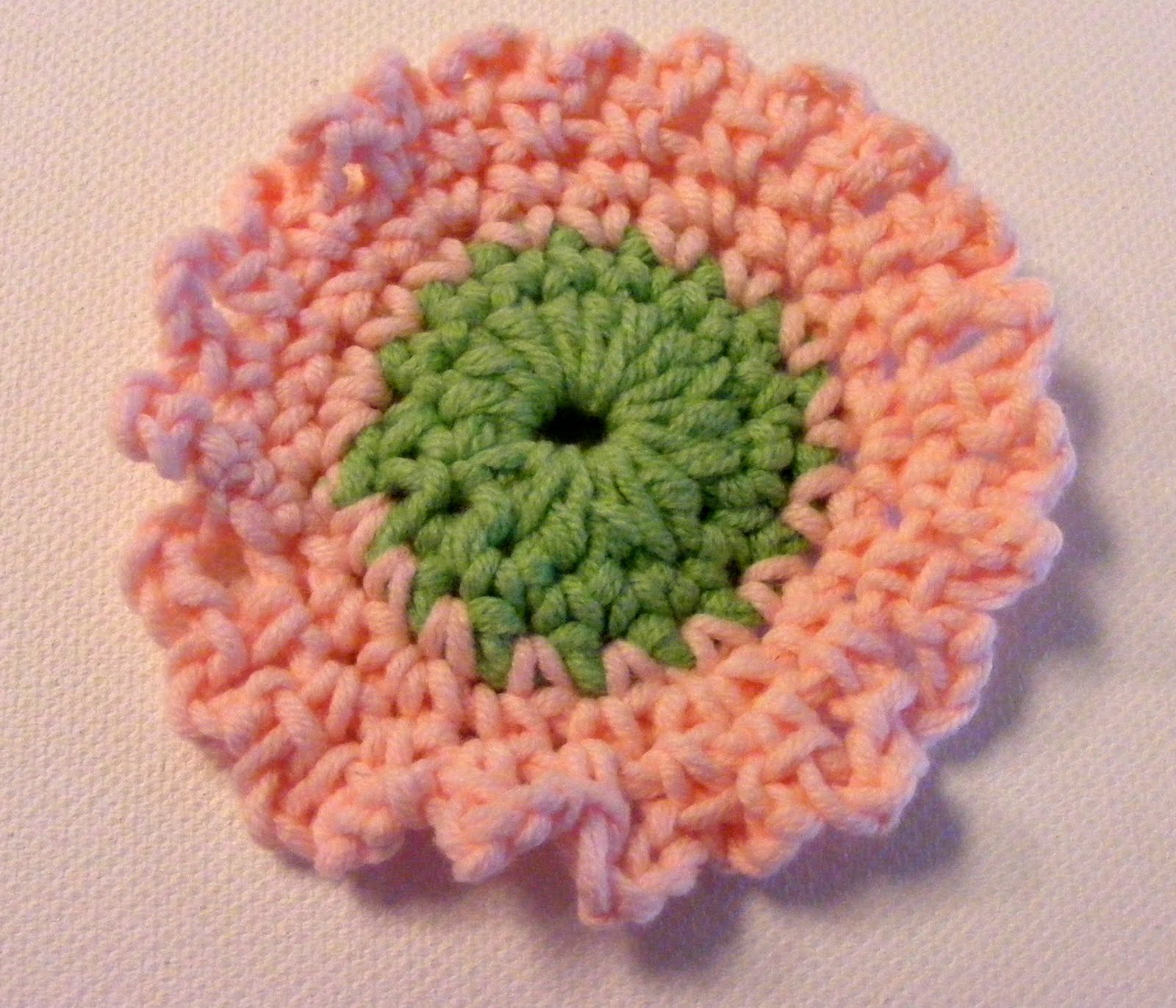 Free Crochet Flower Tutorial