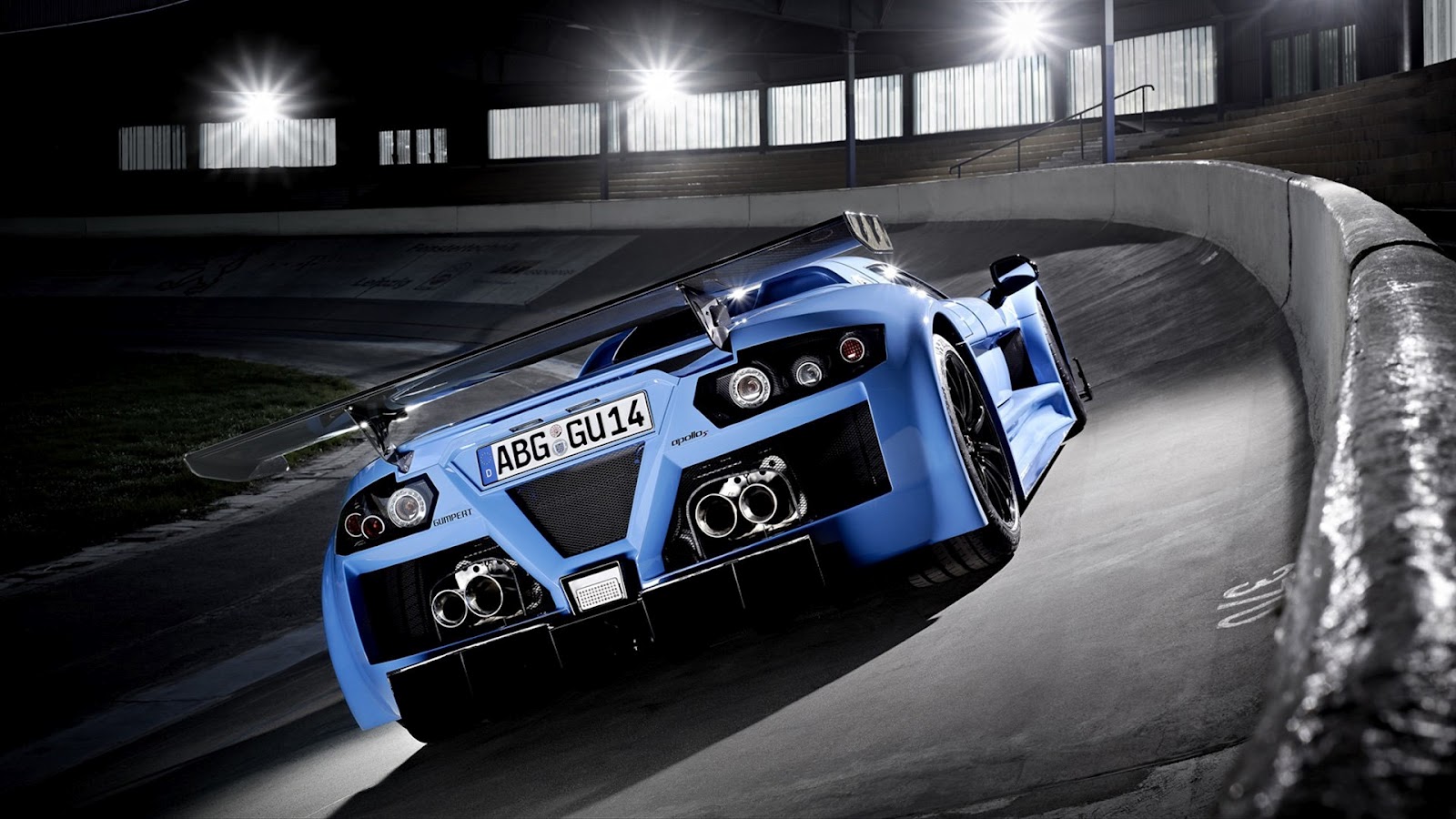 http://4.bp.blogspot.com/-VzlbU0dU13Q/UEZW9h26xGI/AAAAAAAAAjI/oWAVNQubTHw/s1600/2012-09-04-Gumpert-Apollo-02-(carwalls.blogspot.com).jpg