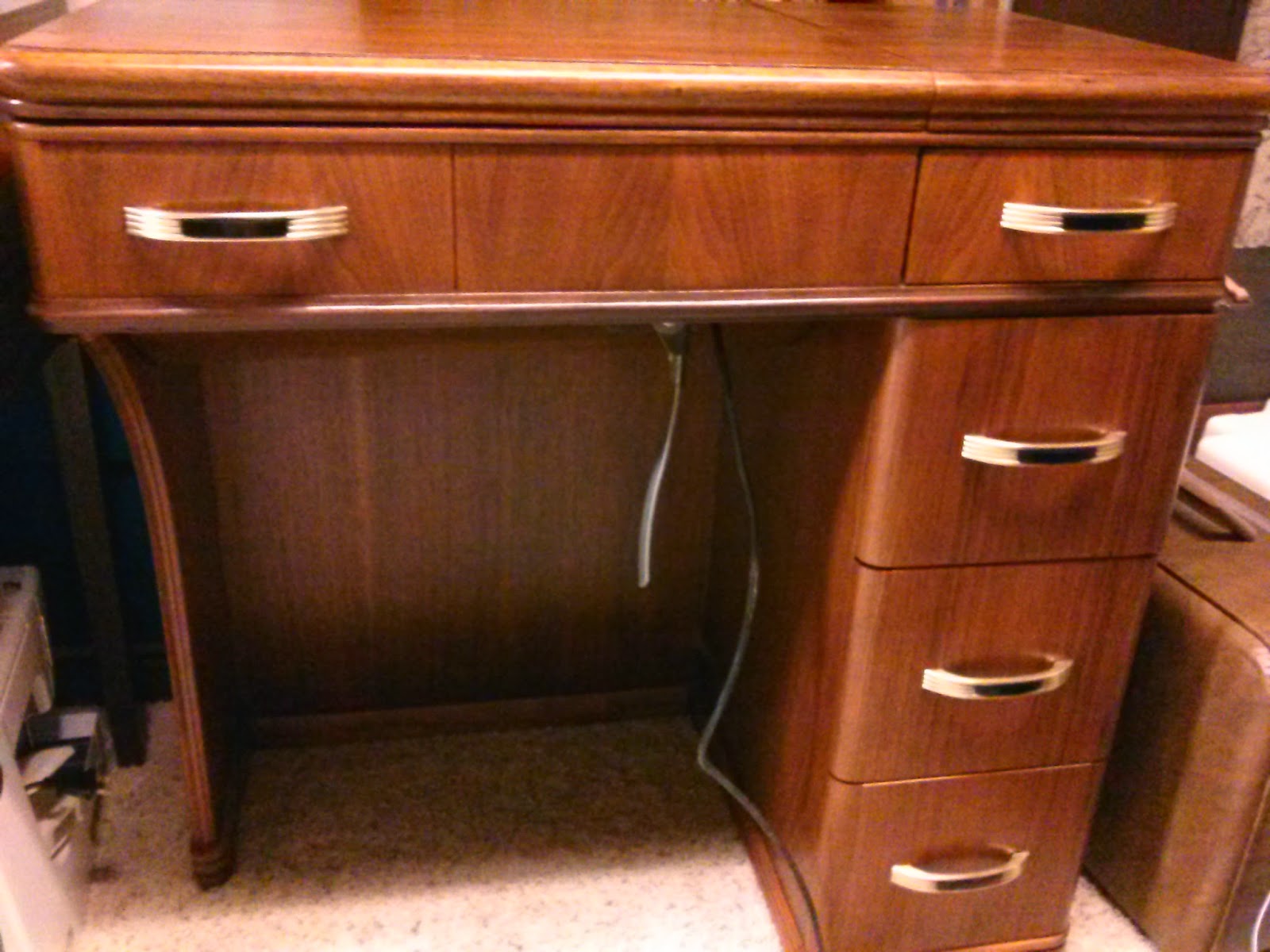 Sewing Machine Mavin The Cabinet Craze This Por Art Deco Style Has Shown Up Many Places But I Love The New Finish Have A Kenmore 158 1813 Inside And An Elna Pro 5dc Serger On Top