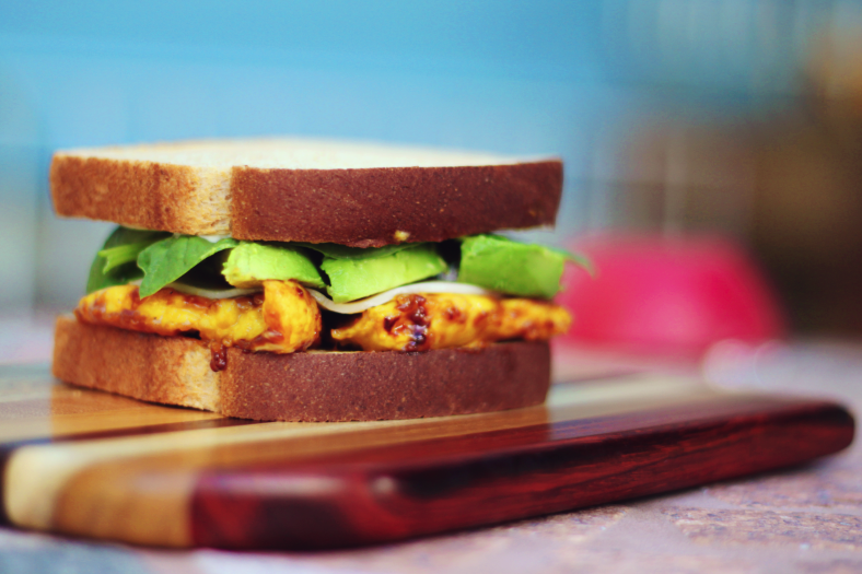BeccaMarie Designs Honey Mustard Chicken Sandwich (an easy easy way)