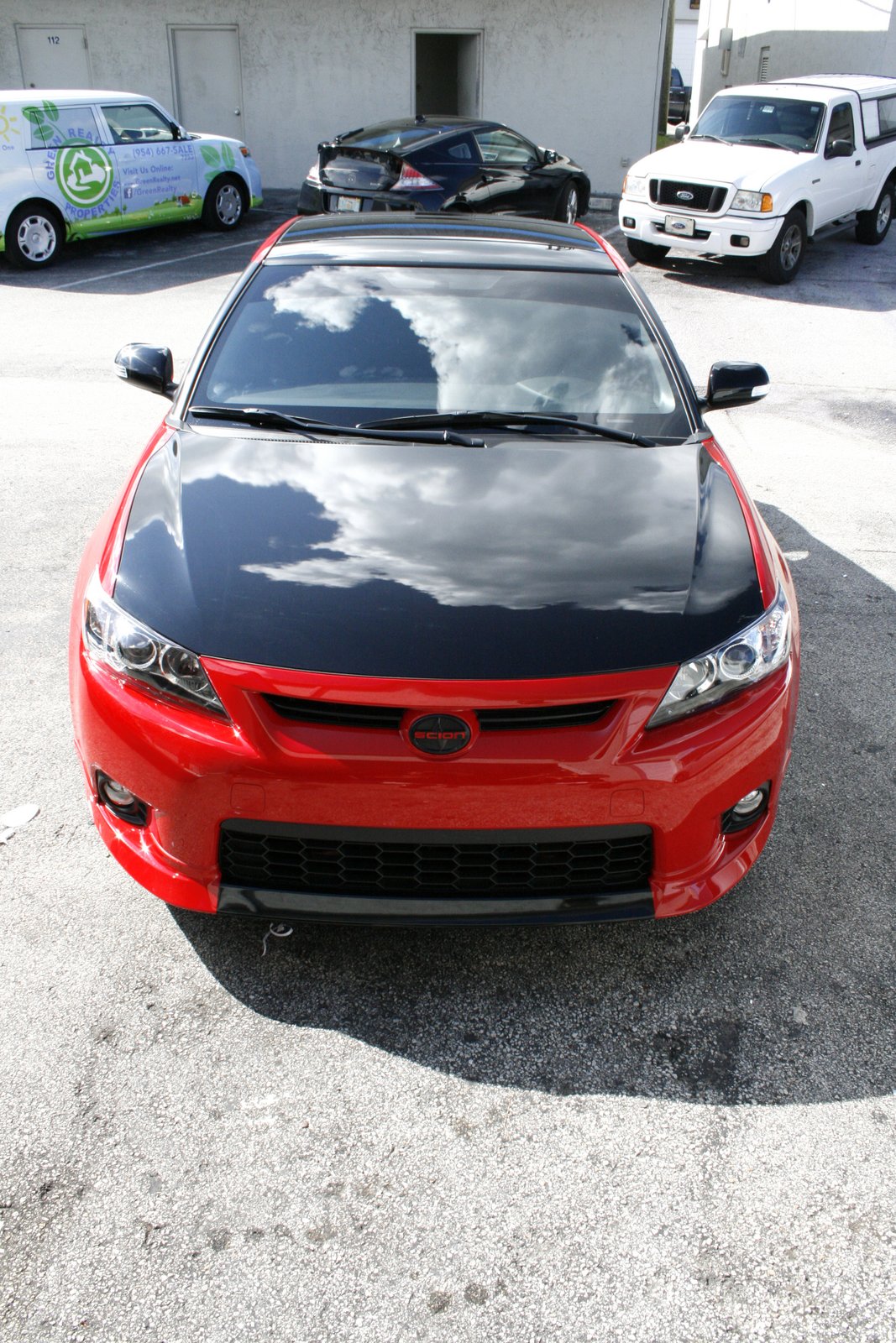 http://4.bp.blogspot.com/-W0y5hdMNhsU/UHidmCS9kWI/AAAAAAAAEqA/73jQ7gJff4Y/s1600/Scion%2BTC%2BGloss%2BBlack%2BHood%2BWrap%2BMiami.JPG