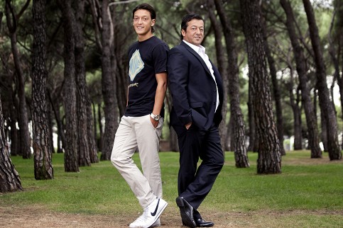 Borges: Mesut-Mustafa Özil!