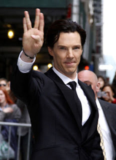 Benedict Cumberbatch in vulcan greeting shocker Benedict Cumberbatch doing Vulcan greeting to camera