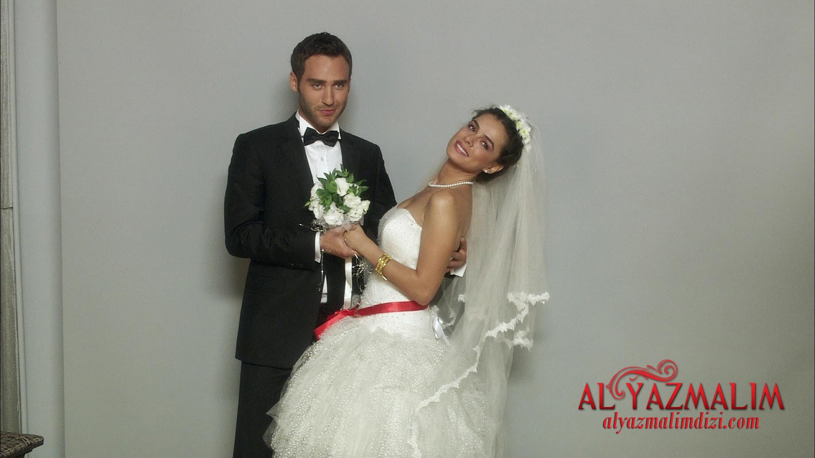 Asiye-%C4%B0lyas-D%C3%BC%C4%9F%C3%BCn-4.jpg