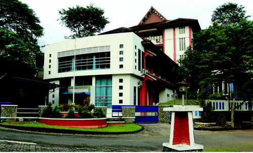 Foto Kampus Polimarin Semarang