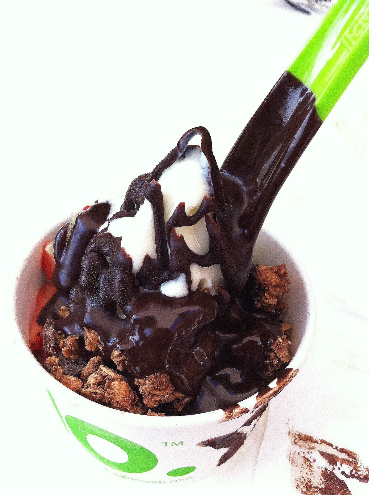 Llao Llao The Blonde B