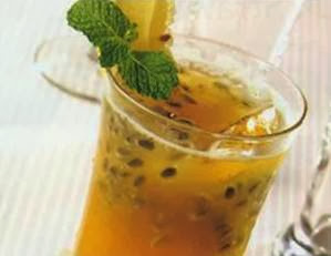 Es Soda Markisa Nanas punch markisa nanas minuman es soda markisa nanas