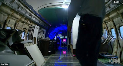 Pria Ini Berhasil Mengubah Pesawat Jet Menjadi Sebuah Rumah Unik Pria Ini Berhasil Mengubah Pesawat Jet Menjadi Sebuah Rumah Unik