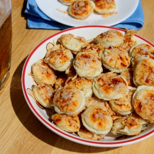 Blue Cheese Crisps Flourtrader