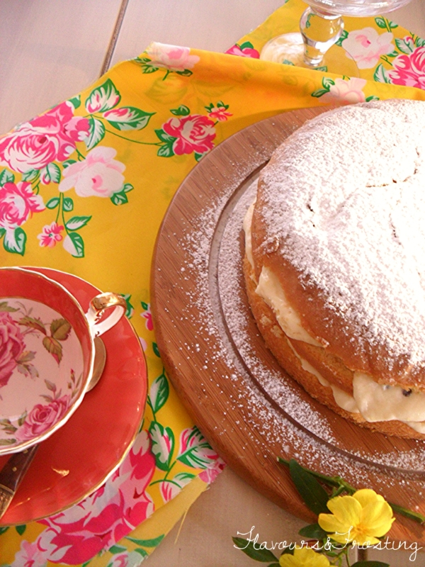Flavours & Frosting: Passion Fruit layer cake