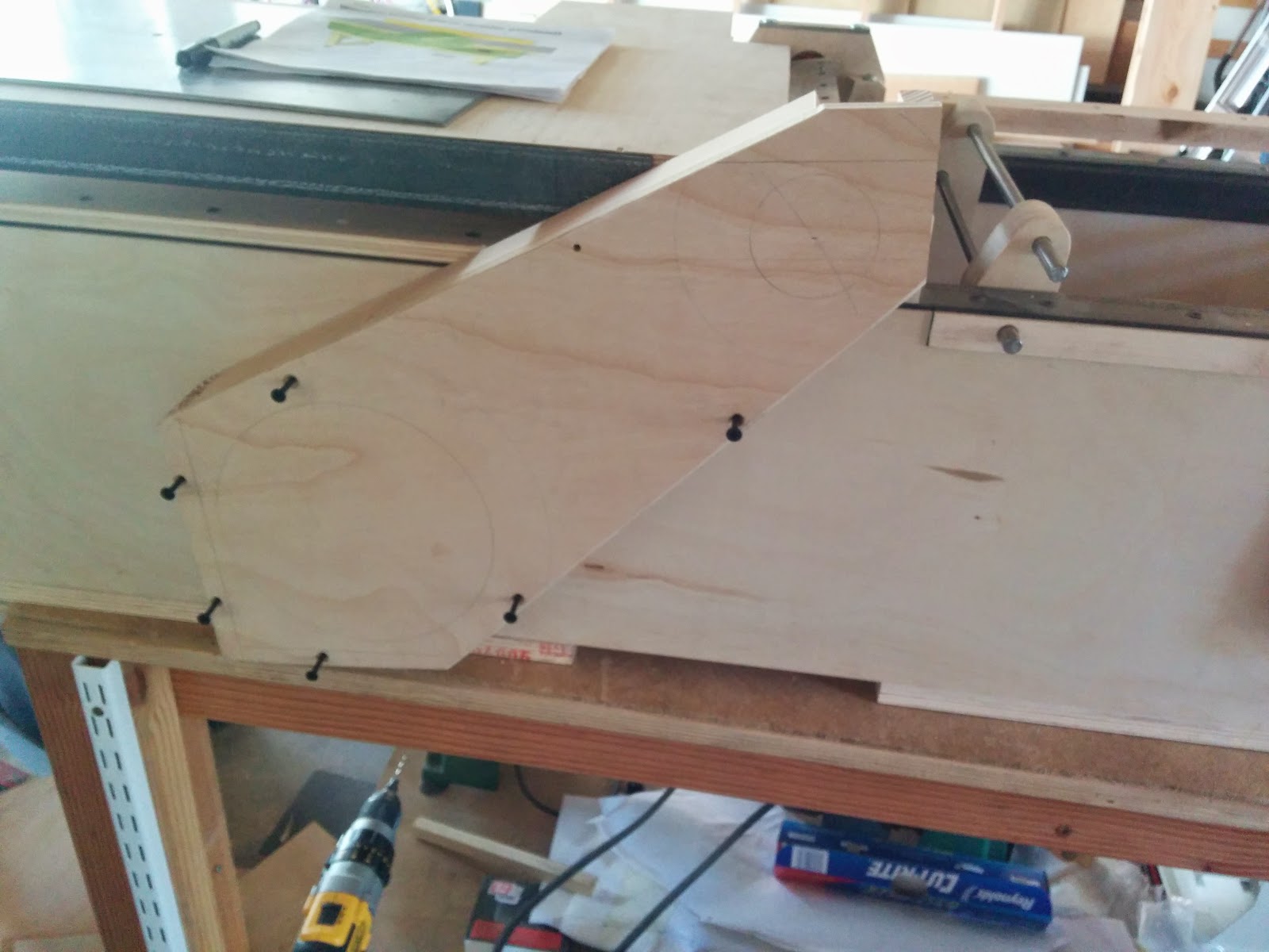 Experience. Improve. Make. Wooden jointer build