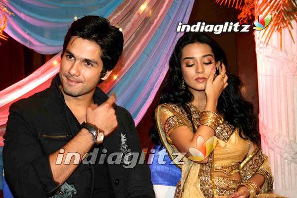 Shahid Kapoor with Amrita Rao