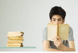 Pria Kutu Buku Dimata Wanita Pria Kutu Buku Dimata Wanita