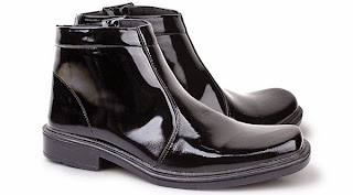  Sepatu Boots Pantofel Pria Mengkilap Giardino Gro 327