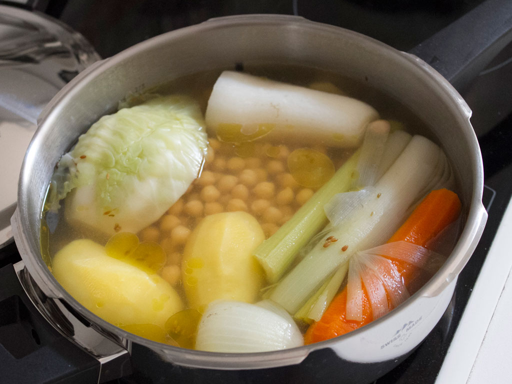 GARBANZOS EN OLLA RAPIDA garbanzos en olla rapida: