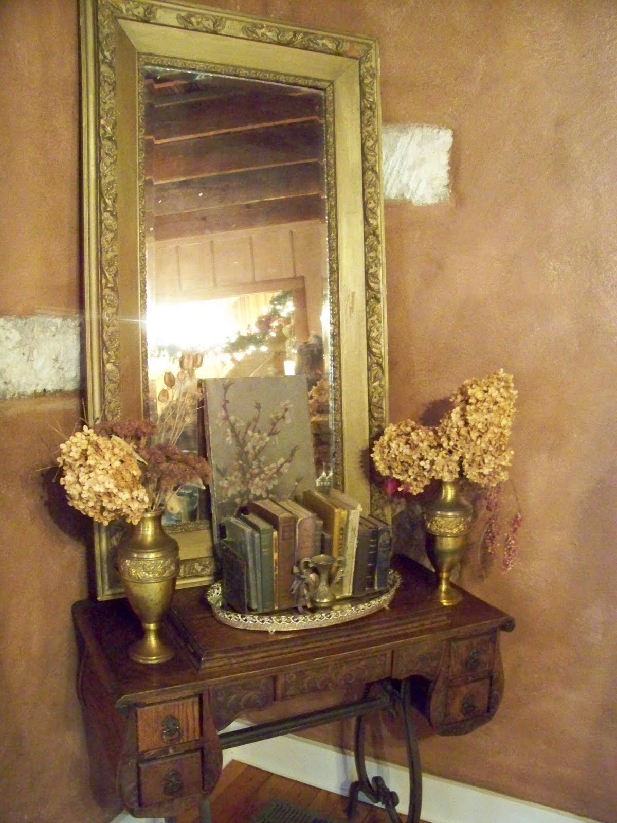 Binky La Faye FREDERICKSBURG CHRISTMAS HOME TOUR