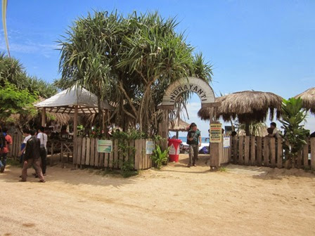Pantai Indrayanti di Gunung Kidul Pantai Indrayanti di Gunung Kidul
