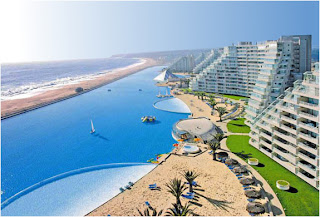 San Alfonso del Mar resort in Chile with the  largest outdoor swimming pool