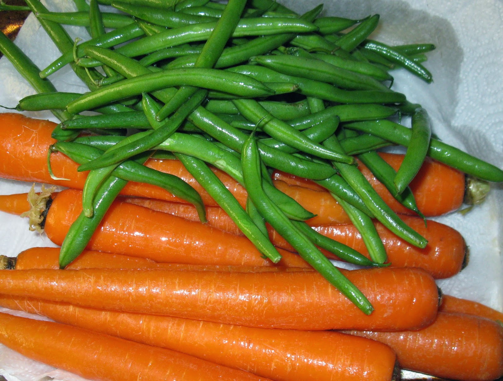GOOD LIFE Living Well Collard Greens with toasted pine nuts; Mashed