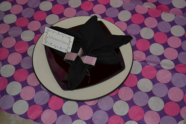 Ap 2 fleur de lis napkin informal place setting