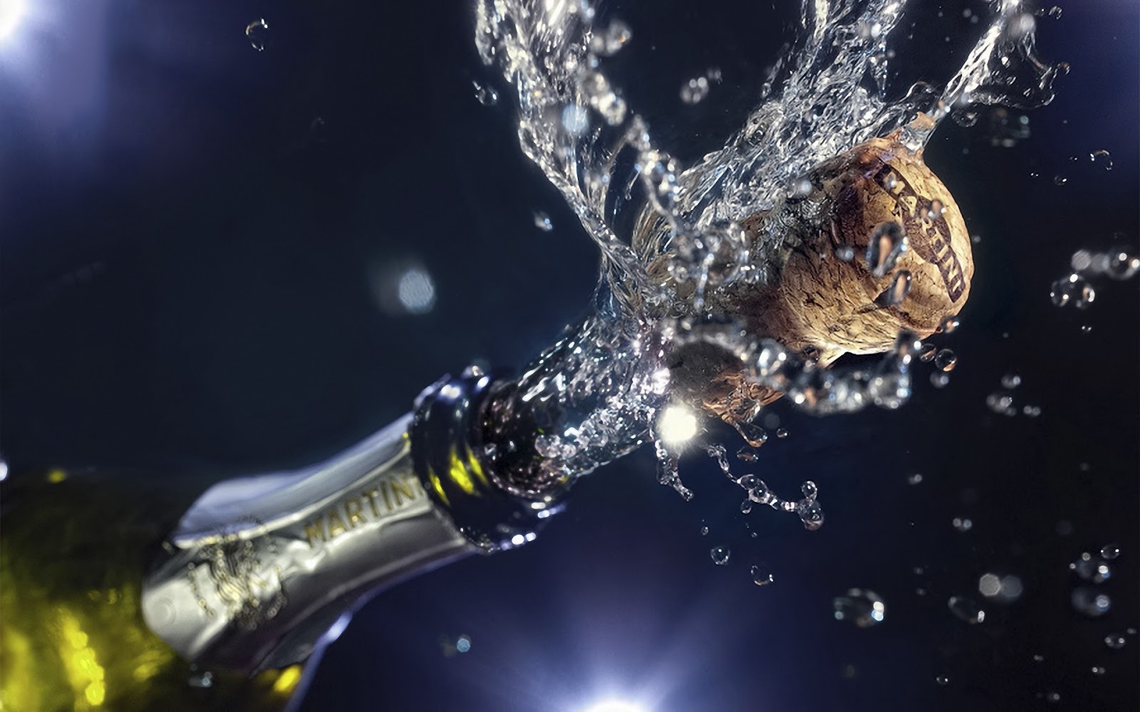 Hanging Off The Wire: Happy New Year&#039;s Eve!