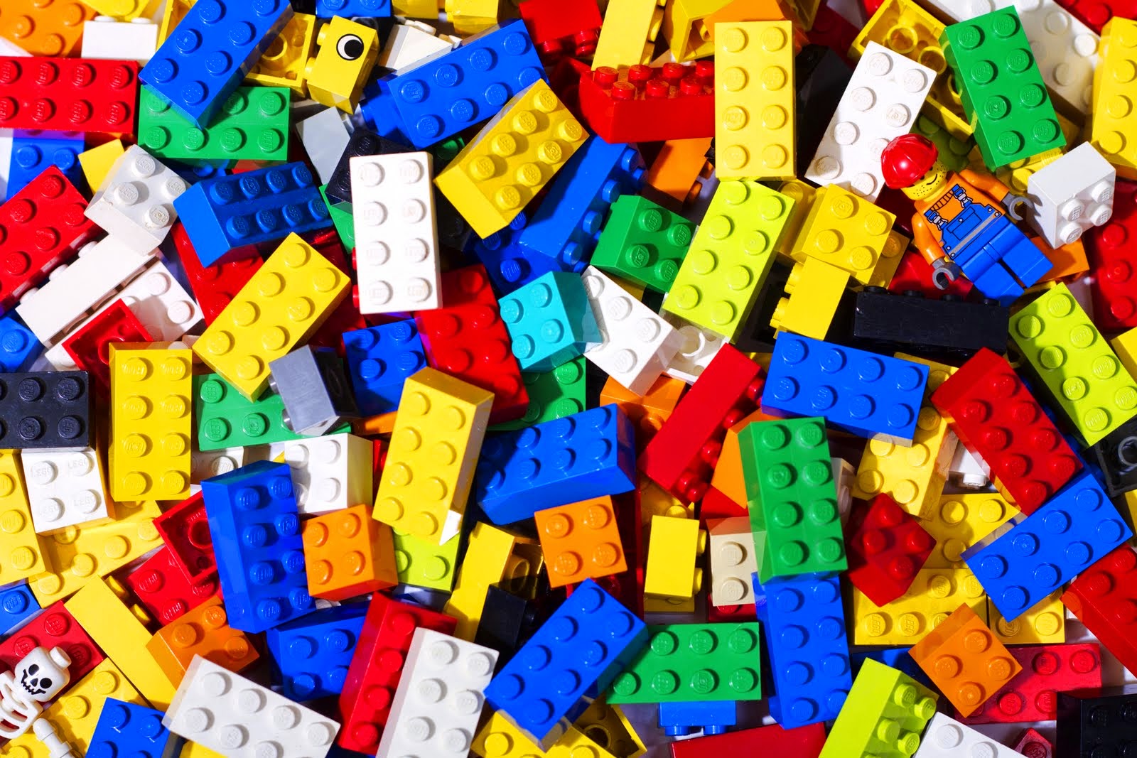 Mulher constrói castelo de Harry Potter usando mais de 400 mil peças de LEGO