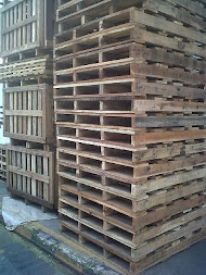 pallet kayu dan box untuk gudang